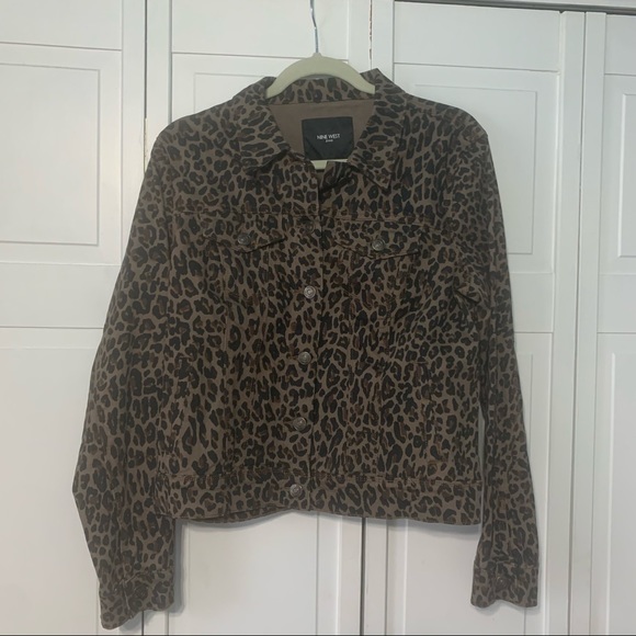 Nine West Cheetah Print denim jacket size large
